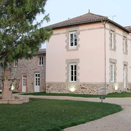 Logis De La Clartière Couette-café