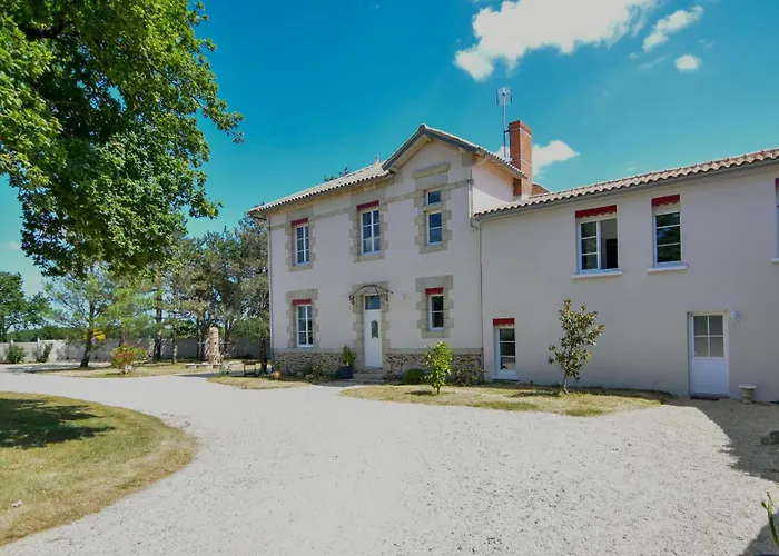 Logis De La Clartiere Bed and breakfast