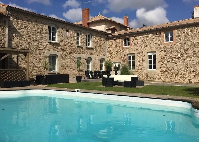Bed and breakfast Logis De La Clartiere