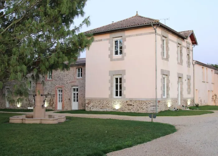 Logis De La Clartiere B&B