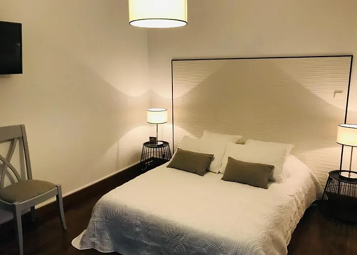 Logis De La Clartiere Bed and breakfast